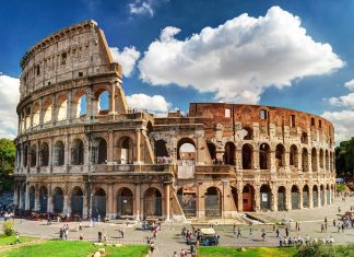 En 2024, el Coliseo de Roma se consolidó como el sitio más visitado de Italia, atrayendo a más de 12 millones de personas, según datos de Statista Coliseo-Romano