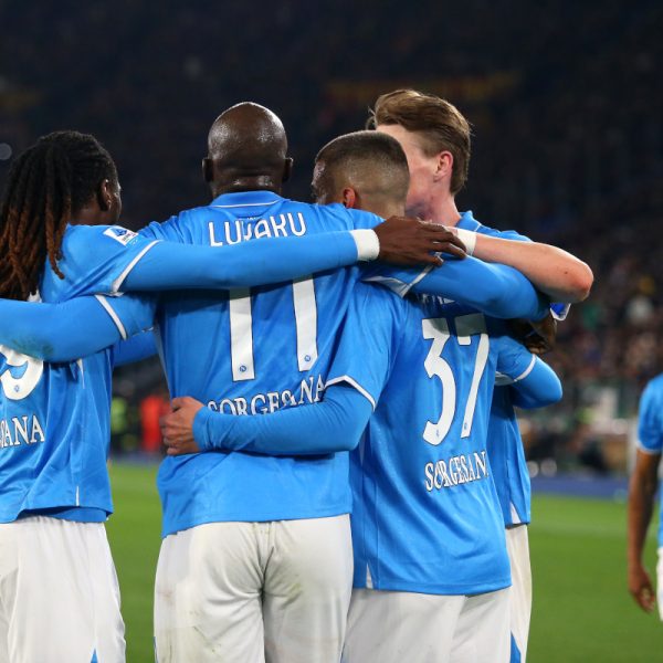 Napoli conquista la cima en una jornada inolvidable de la Serie A 2024-2025