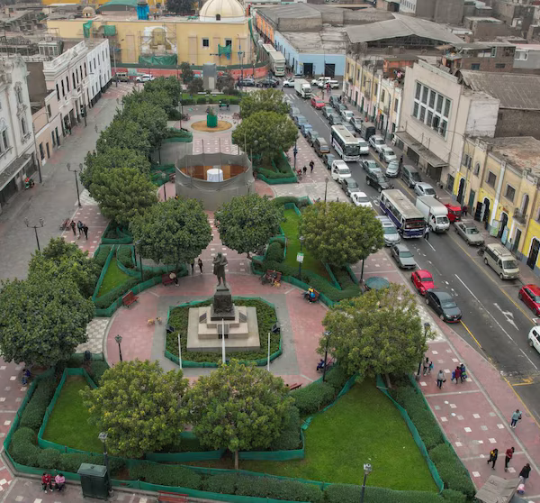 Plaza Italia - Lima (Perù)