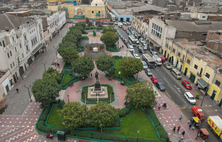 Plaza Italia - Lima (Perù)