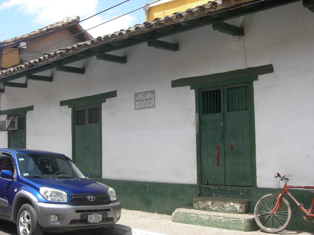 Giuseppe Garibaldi Fachada de la casa “La Sirena” en Granada (Nicaragua) donde se hospedó Giuseppe Garibaldi en 1851.