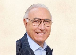 Fallece Pippo Baudo a los 89 años: adiós a una leyenda de la televisión italiana Pippo Baudo, leyenda de la televisión italiana, fallece a los 89 años