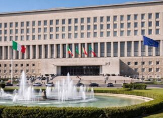 FARNESINA | Se va Silli y los italianos en el exterior vuelven a quedarse solos La Farnesina, Ministerio de Asuntos Exteriores de Italia, sin subsecretario para los italianos en el exterior tras la dimisión de Giorgio Silli